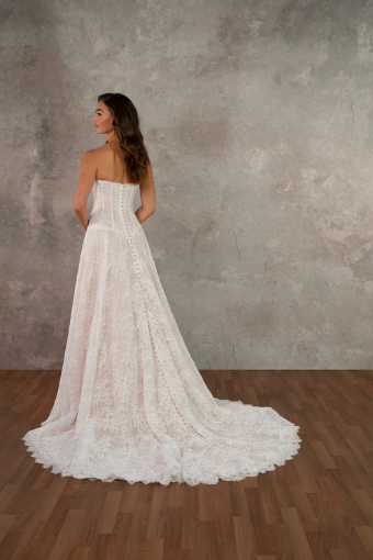 Essense of Australia #D4462 #1 (IV-RM) IVORY LACE TULLE AND ROYAL ORGANZA OVER RUM GOWN thumbnail