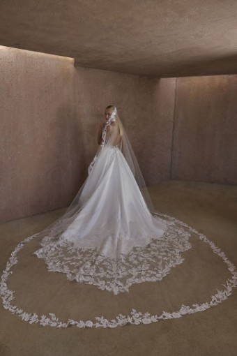 Casablanca Bridal #2615 #2 Diamond White/Nude thumbnail