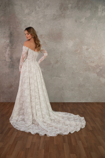 Essense of Australia #D4466 #1 (IV-IV) Ivory Lace and Tulle over Ivory Gown thumbnail