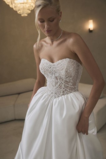 Casablanca Bridal #2636 #1 Diamond White/Nude/Ivory thumbnail