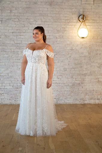 Essense of Australia #7447 #7 (IVBC-PL) Ivory Lace & Tulle ov Biscotti Gown w Porcelain Tulle Plunge thumbnail