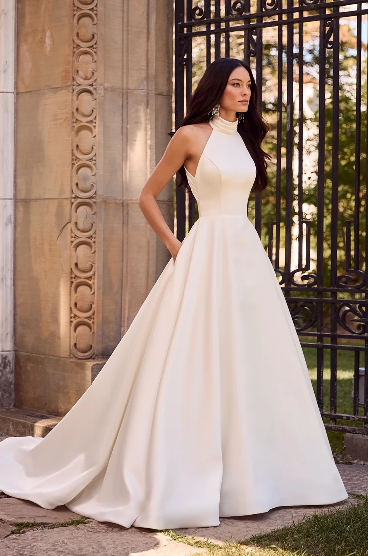 Paloma Blanca #P5188 Default Image