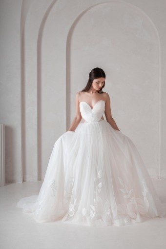 Ritzy Gowns Collection 2 #1003 #0 default Ivory/Sand/Nude thumbnail