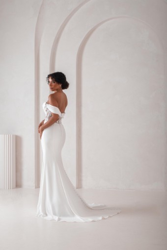 Ritzy Gowns Collection 3 #A8140 - With Plain Train #1 Ivory thumbnail