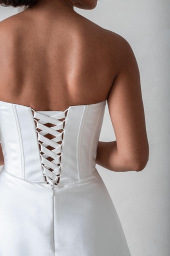 Ritzy Gowns Collection 5 #SW005 - Satin, Train 100cm #2 Light Ivory thumbnail