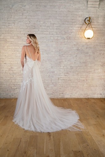 Essense of Australia #7696 #1 (IVIV-PL) IVR LACE & TULLE OVER IVORY GOWN W PORCELAIN TULLE PLUNGE thumbnail