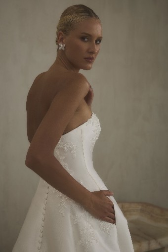 Casablanca Bridal #2624-2 Hadley #1 Ivory/Ivory thumbnail
