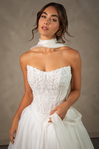 Essense of Australia #D4580 #2 default (IVR) Ivory thumbnail