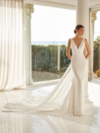 House of St. Patrick #Lilibet #1 Off White thumbnail
