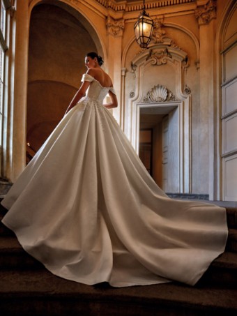Pronovias Privée #Emerlad #2 Off White thumbnail