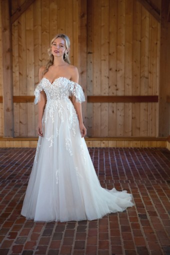 Essense of Australia #D3529 #0 default (IV-BC) Ivory Lace Tulle and Regal Organza over Biscotti Gown thumbnail