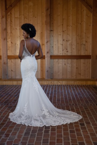 Essense of Australia #D3477 #1 (IVRM-PL) Ivory Lace & Tulle over Rum Gown w Porcelain Tulle Plunge thumbnail