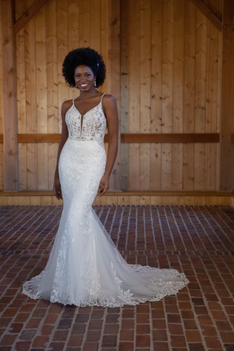 Essense of Australia #D3477 #0 default (IVRM-PL) Ivory Lace & Tulle over Rum Gown w Porcelain Tulle Plunge thumbnail
