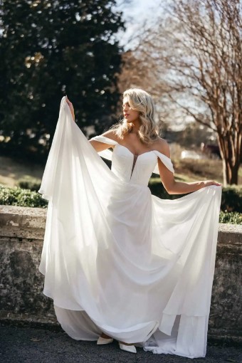 Essense of Australia #D3824 #0 default (IV-PL) Ivory Gown with Porcelain Tulle Plunge thumbnail