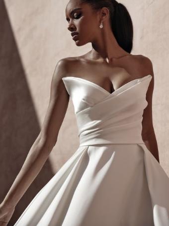 Pronovias #Landon (Dress Only) #1 Off White thumbnail