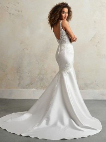 Rebecca Ingram #Andrea #2 Ivory (gown with Natural Illusion) thumbnail