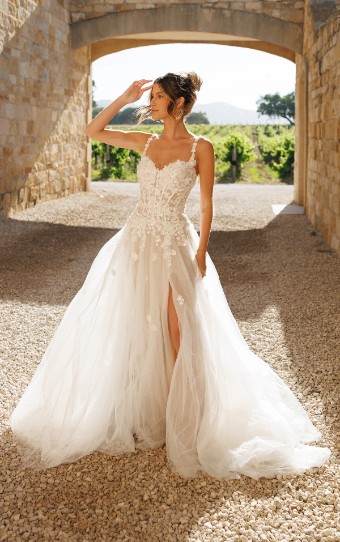 Essense of Australia #D4148 #0 default (IV-RM) IVORY LACE AND TULLE OVER RUM GOWN thumbnail