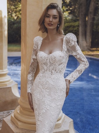 Enzoani #URVASHI #1 Ivory/Ivory/Nude thumbnail